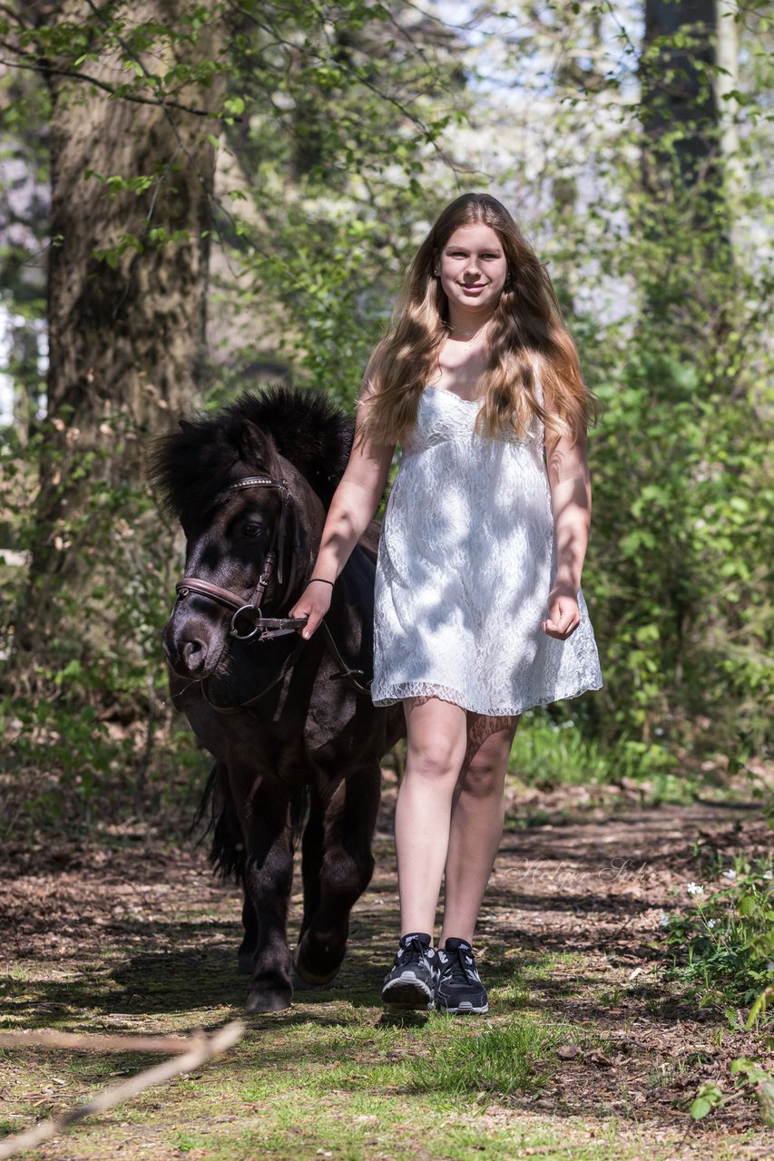 Bild 5 - Fotoshooting im Wald